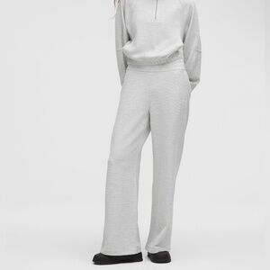 Lululemon scuba mid rise pant (waffle)